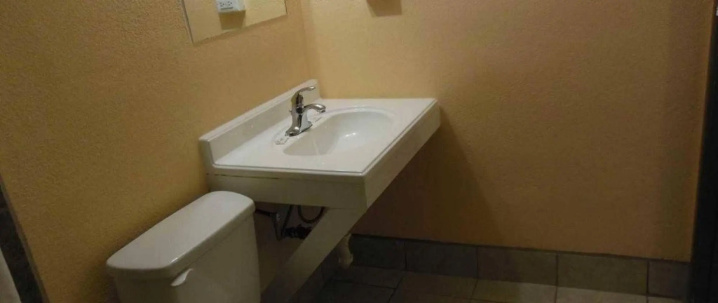 Budget Motor Inn