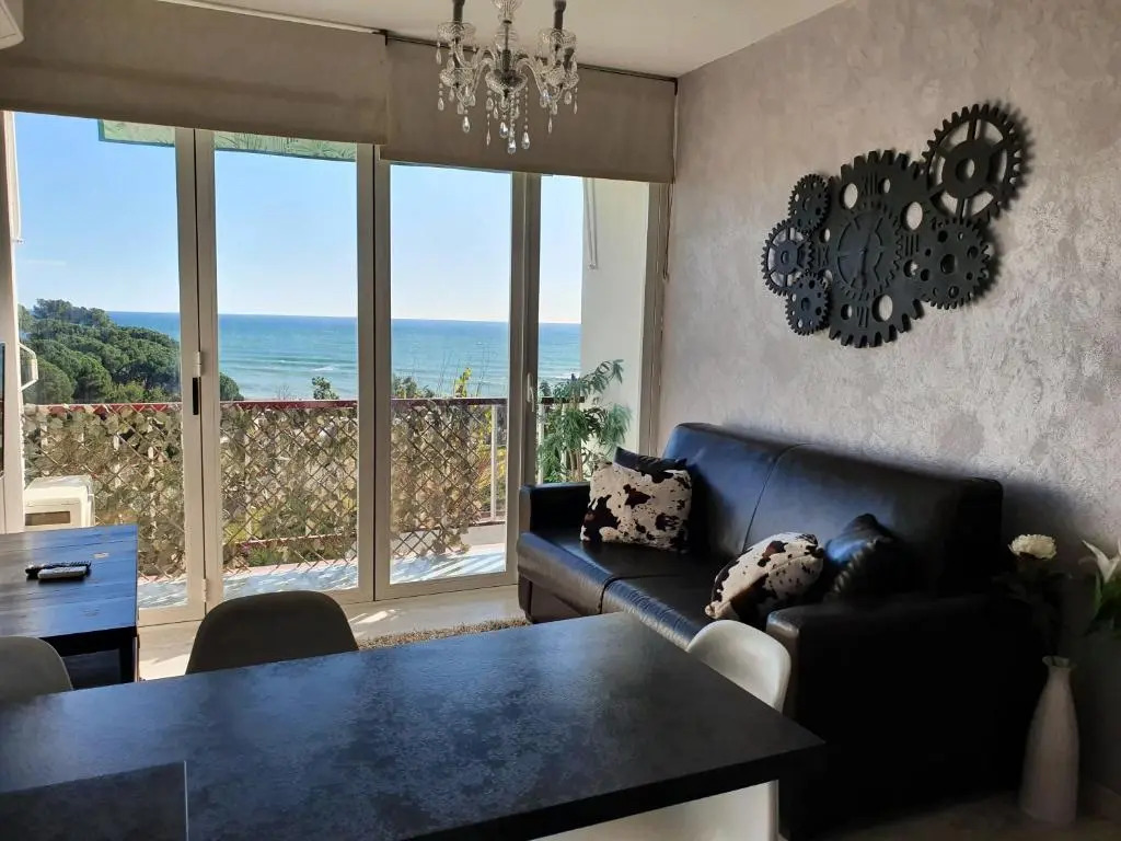 Apartment Beach Front Sant Pol