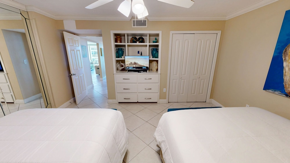 Shoreline Towers 2063 2 Bedroom Condo