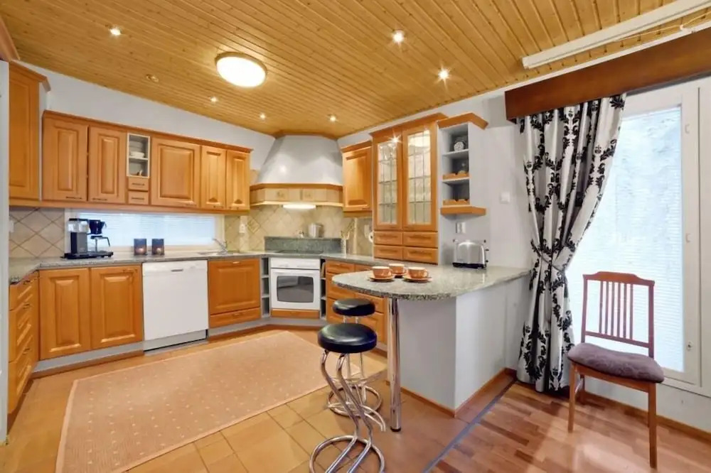 Vuokatin Aateli Villa Marsalkka