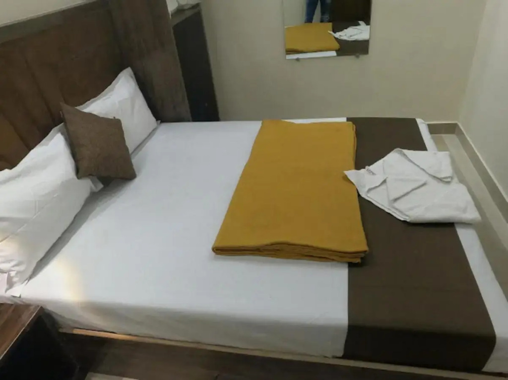Hotel Siddharth Residency Siddharth Nagar Goregaon West