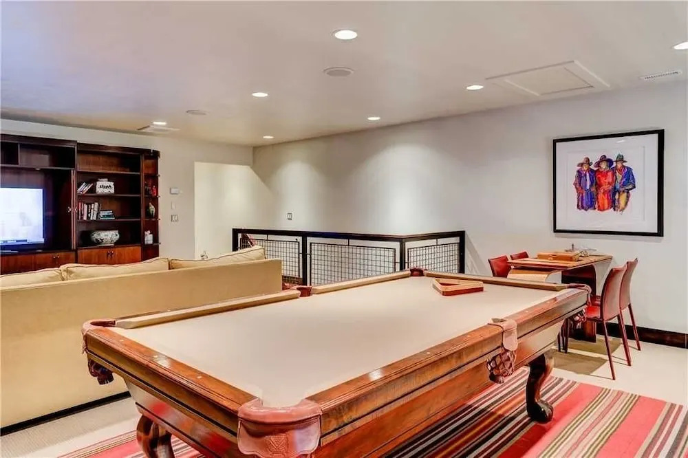 605 Deer Valley Drive 5 Bedroom Townhouse