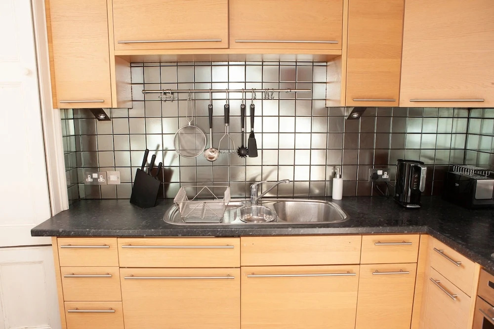 Elegant 1 Bedroom Georgian Flat in Bath