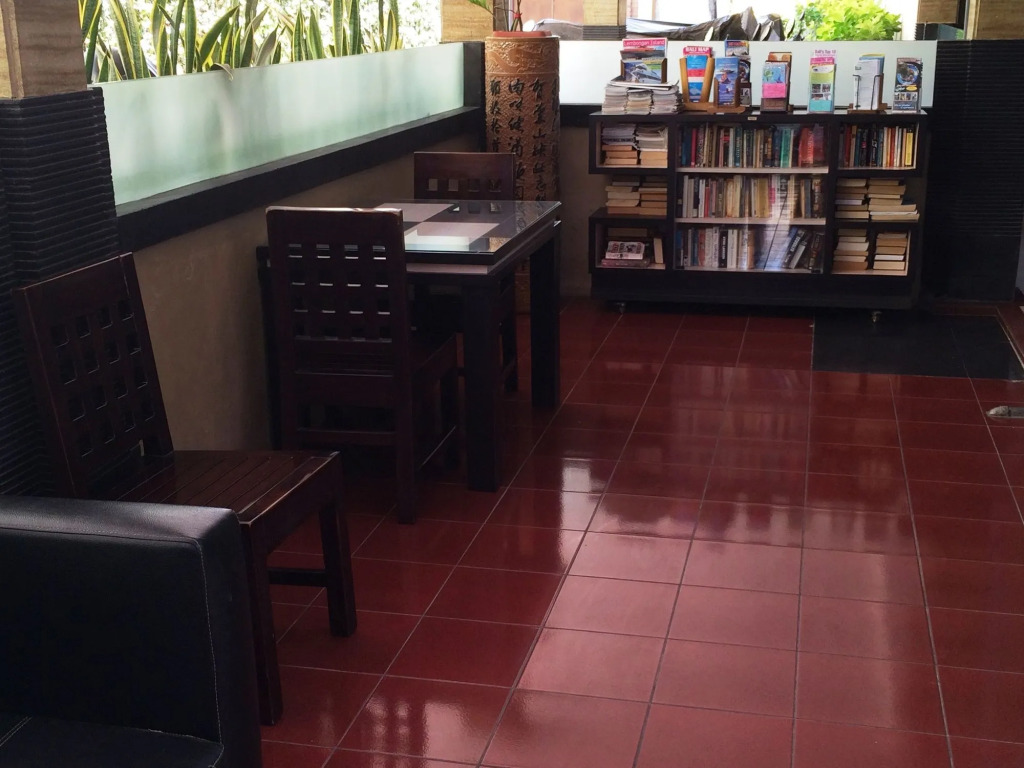 Sri Ratu Hotel