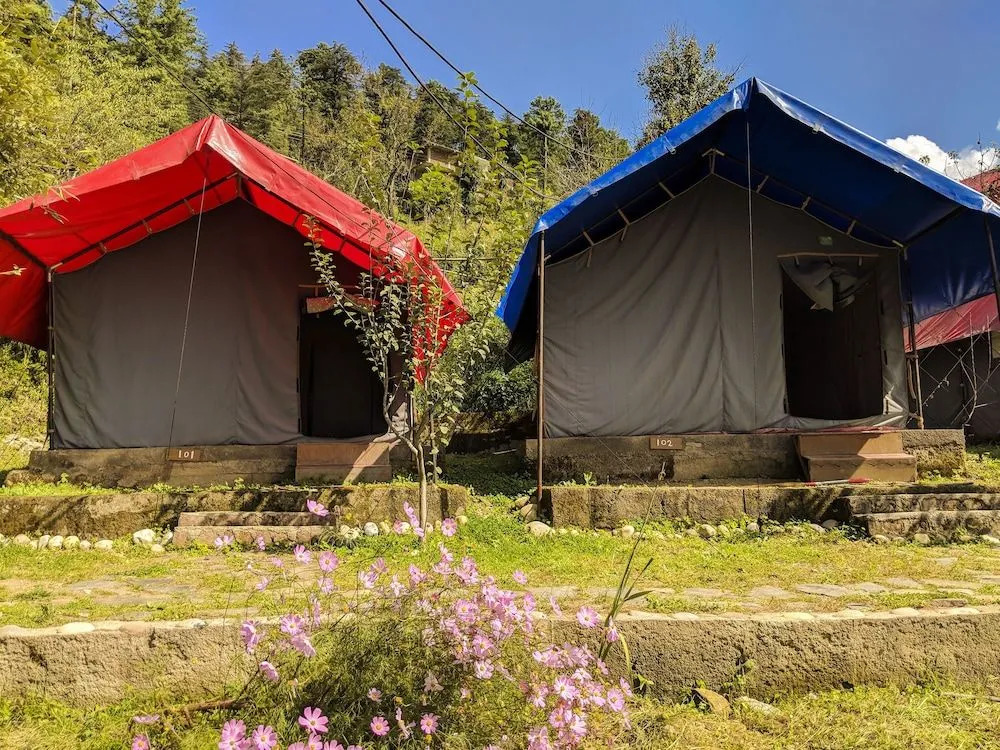 OYO 22330 Apple Avenue Camps
