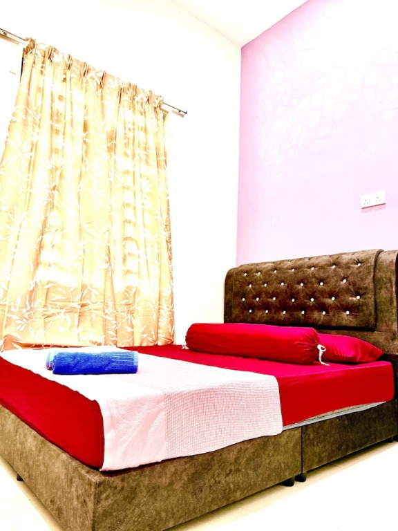 Homestay Selesa KBK Guesthouse