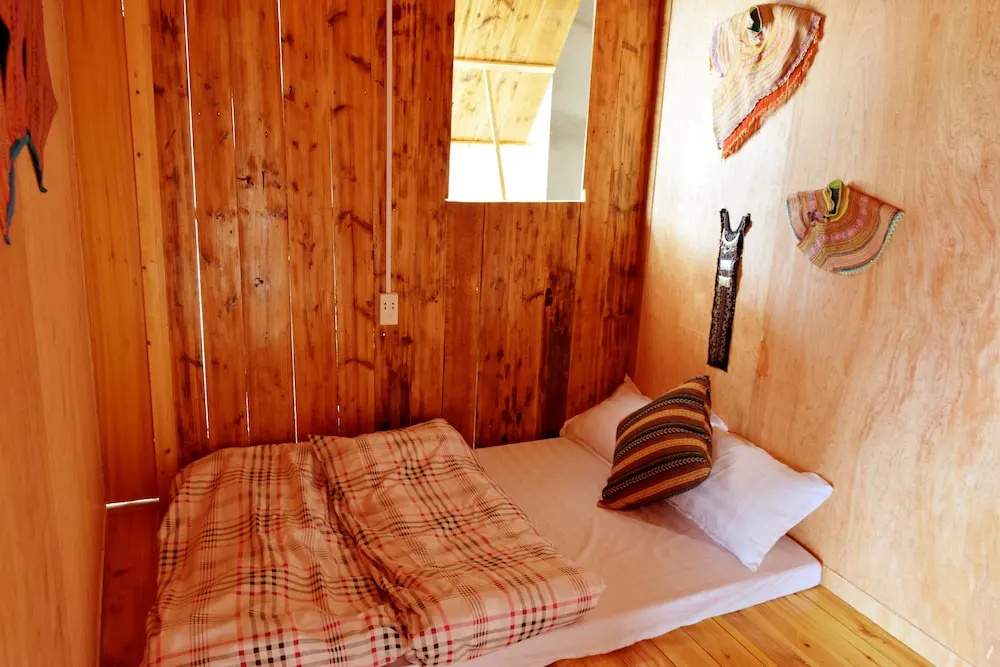 Bac Ha Eco Homestay - Hostel