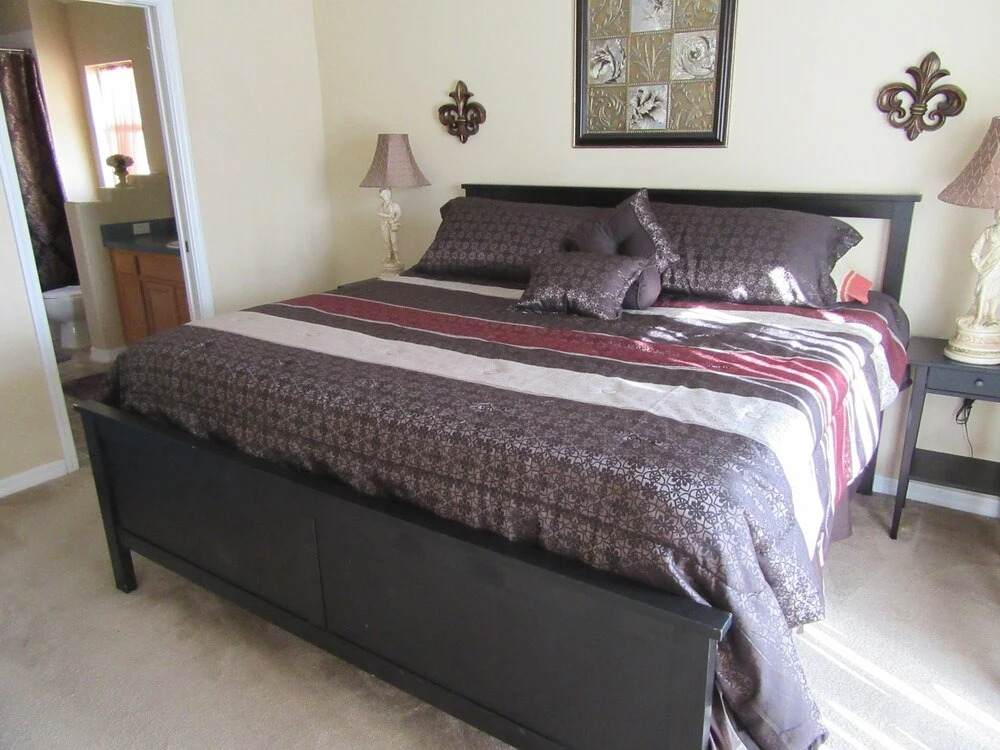 R1 Glenbrook 4 bed / 2 Bath