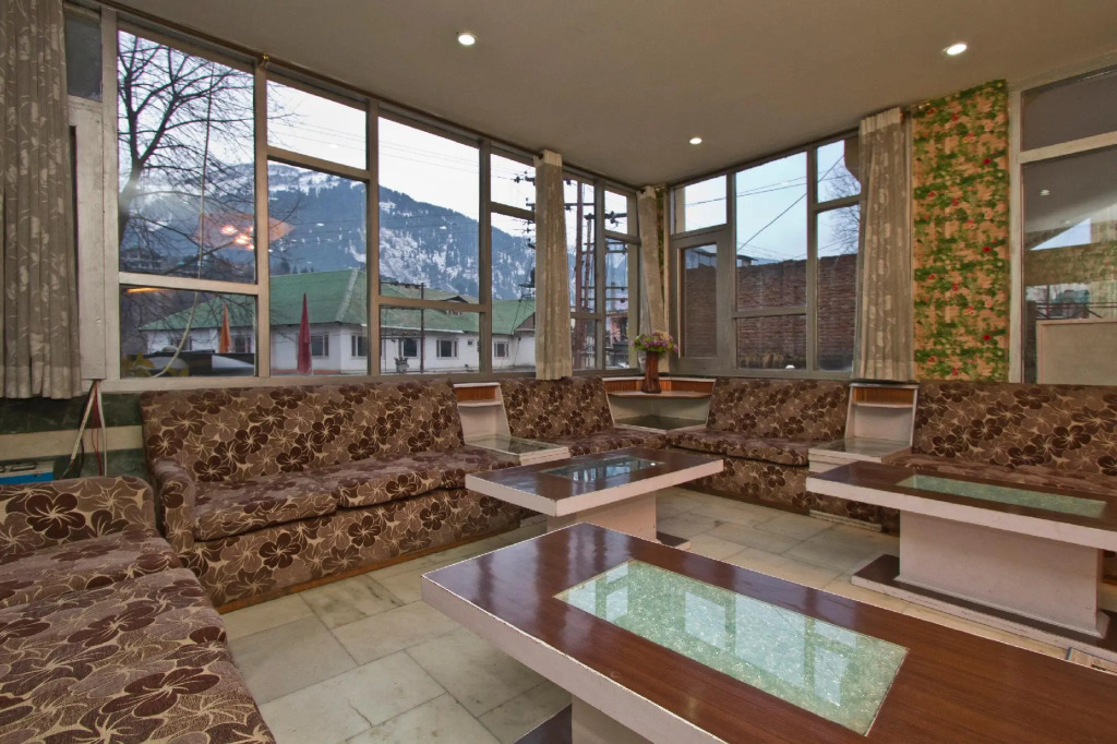 Hotel Sitara International