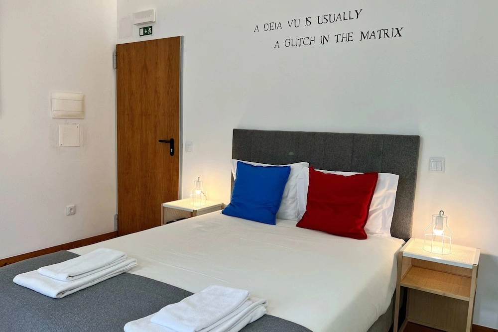 Clérigos Cinema Guesthouse