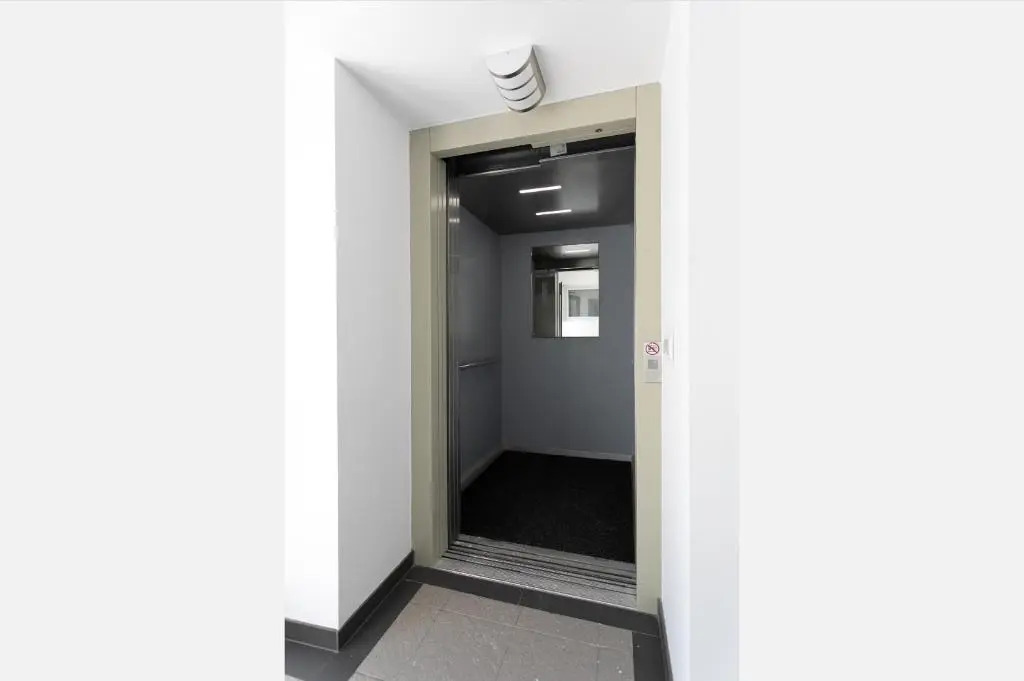 Sunny Penthouse DG I Apt 44