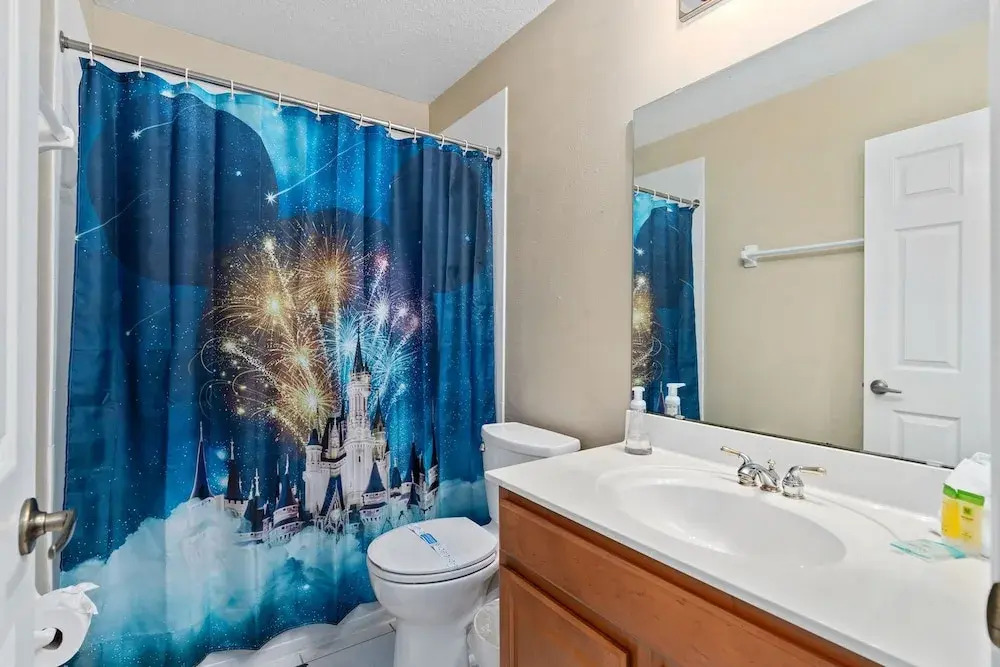 Super Fly- Movie Loft w Recliners Near Disney