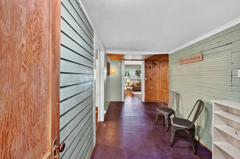 Historic Athens Home With Location & Comfort 3 Bedroom Home