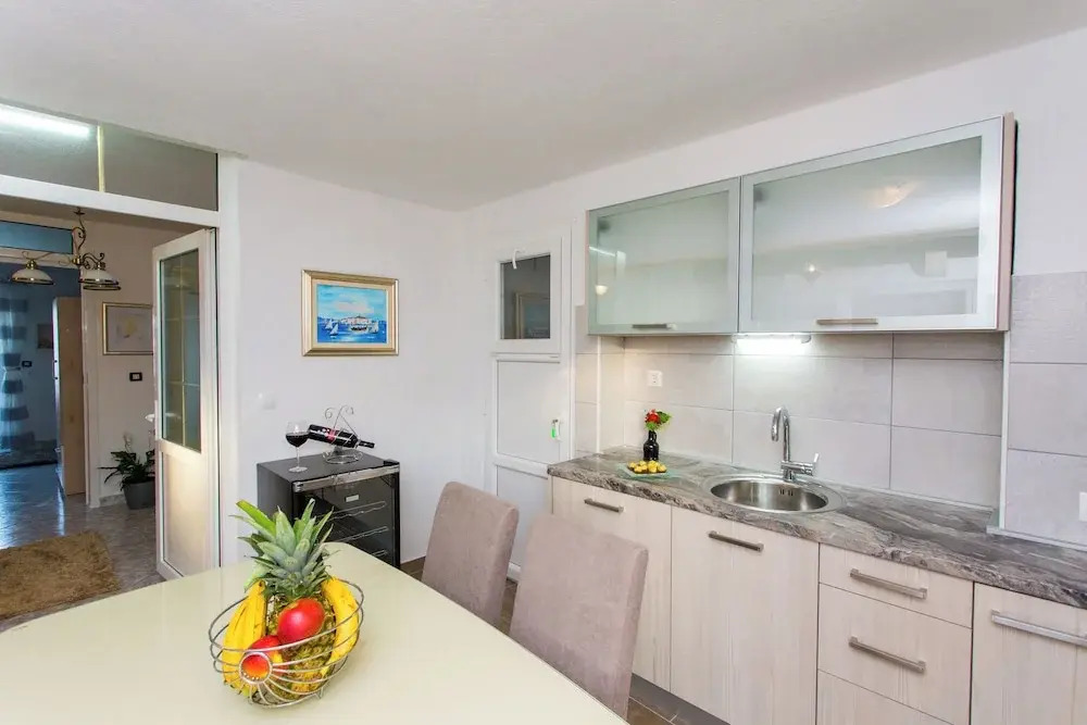 Apartments Tino