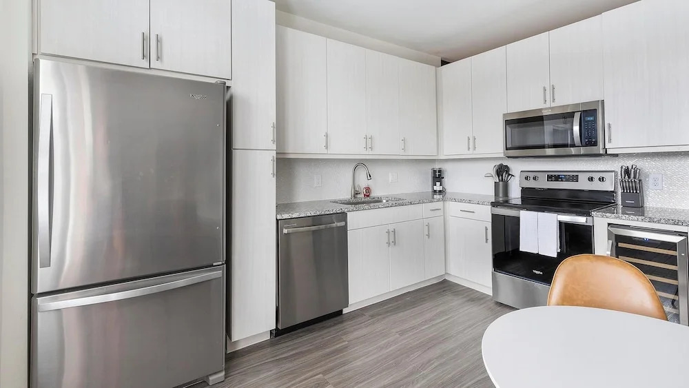 Landing Apartments near Dallas Medical District
