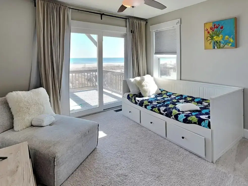Next to Sea Gallery by Topsail Realty