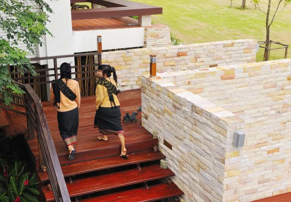Phunacome Resort