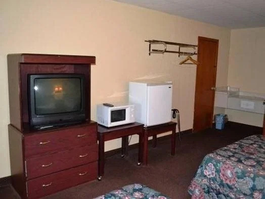 Red Carpet Inn Montrose