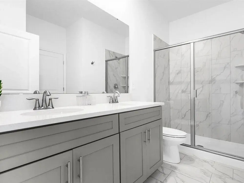 4308pw · Brand New Storey Lake 9BR Villa/summer Kitchen