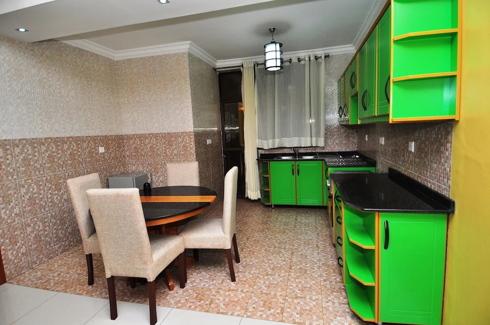 Rezider Apartment