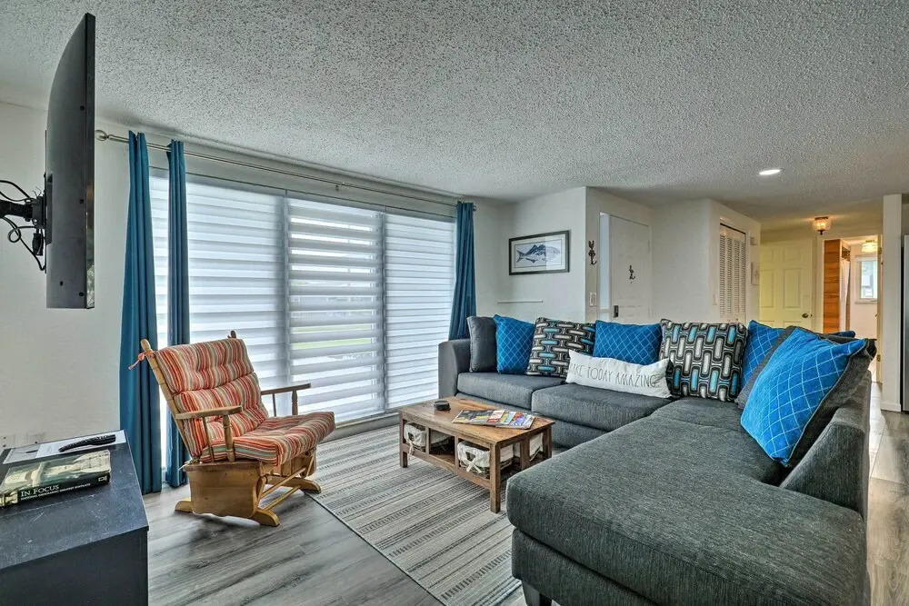 Charming Home w/ Patio, 7 Mi to Sunset Beach!