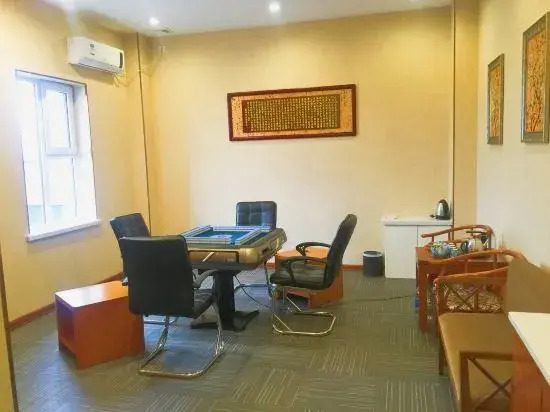 Jingzhi Hotel (Shenyang Beiling Park COFCO Plaza)