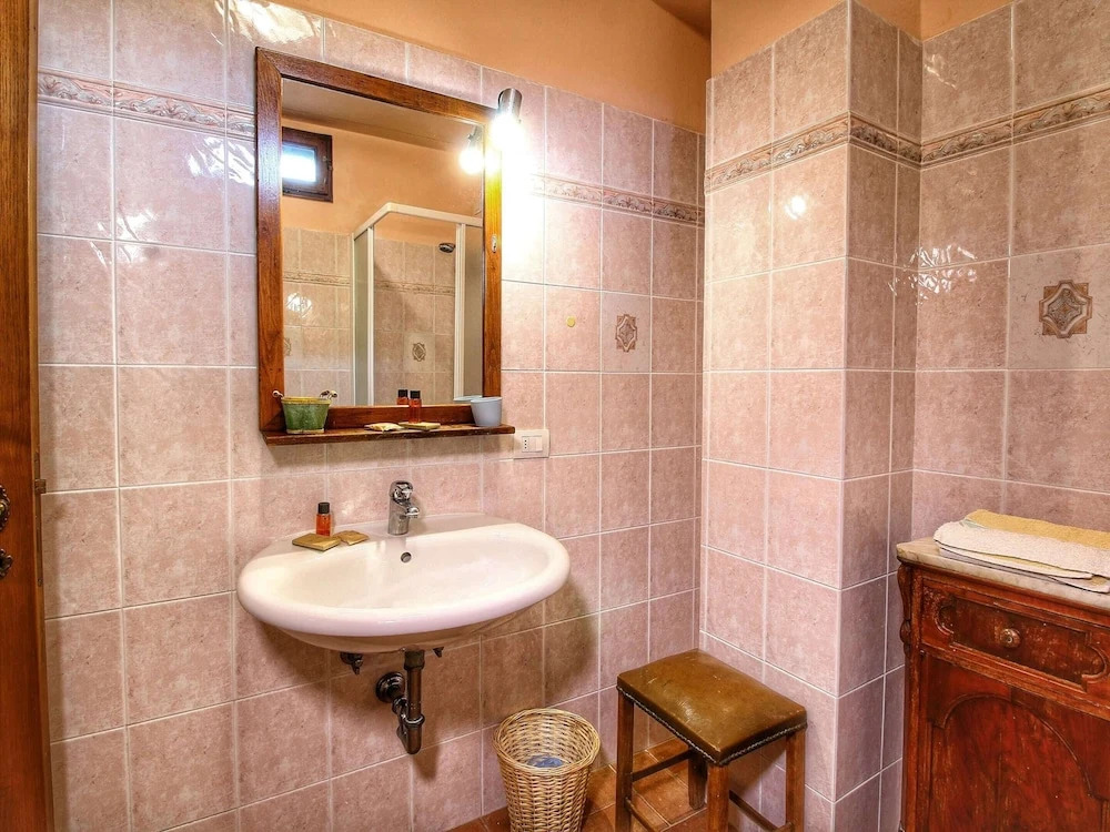 Apartment in Radda With Garden