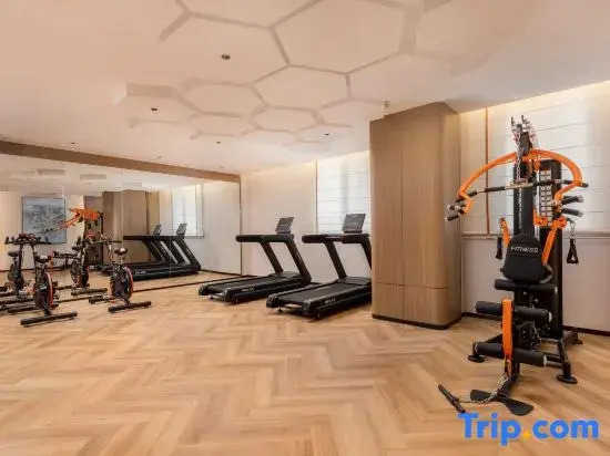 Madison Hotel Tianjin Dongli Huicheng Square