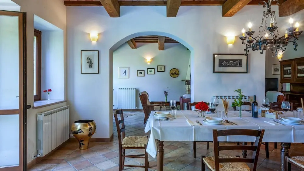 VILLA BANCI 8, Emma Villas