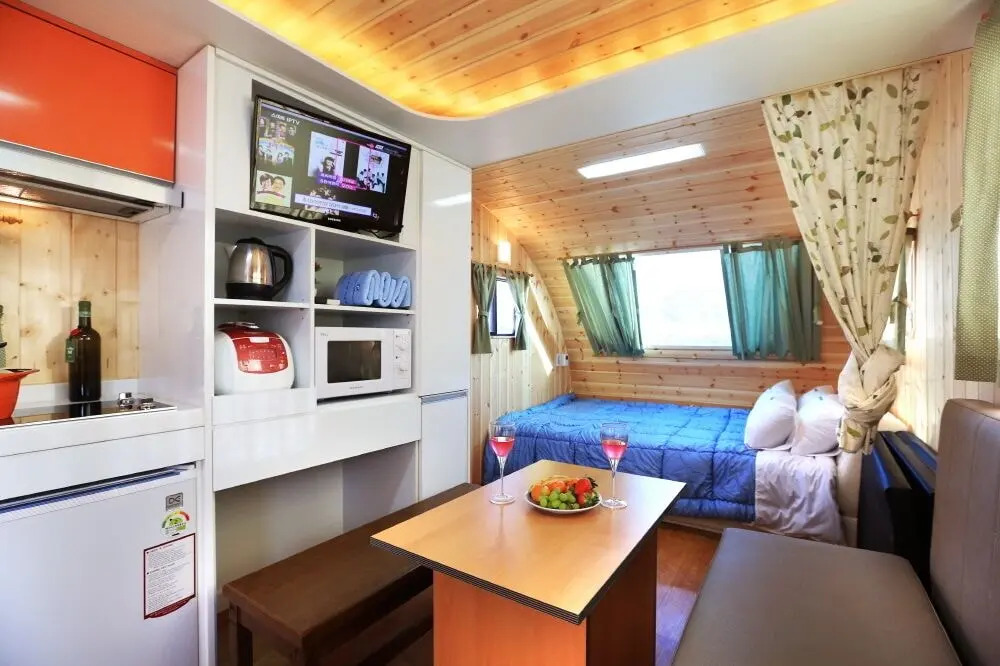 Caravan Camping Farm