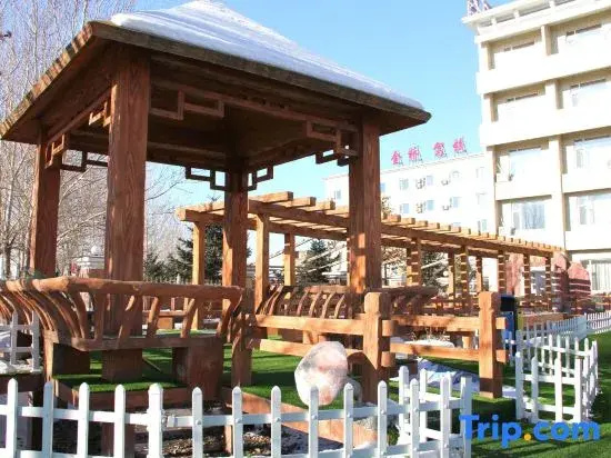 Wanjia International Hotel (Yanji Chaoyangchuan Airport Branch)