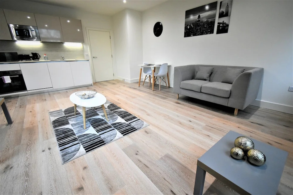 London Heathrow Q3 Serviced Apartments