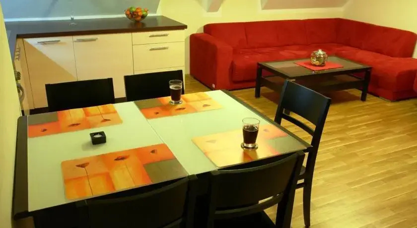 Funkcjonalne i Stylowe Apartamenty Sun Seasons 24 w Karpaczu by Noclegi Renters