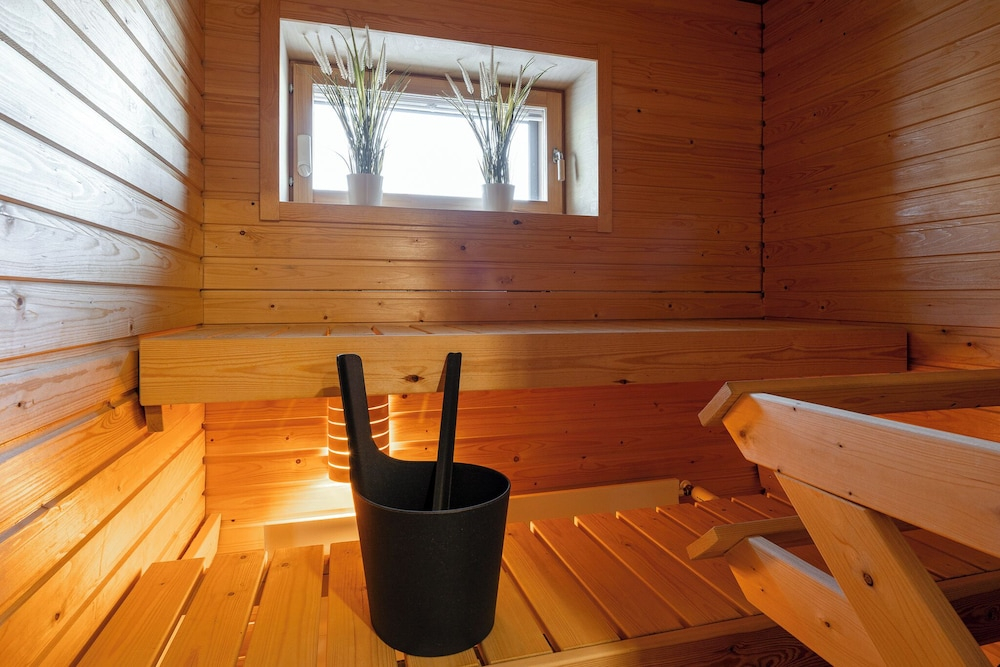 Spacious 1BR Apt. Next to Lake Näsijärvi