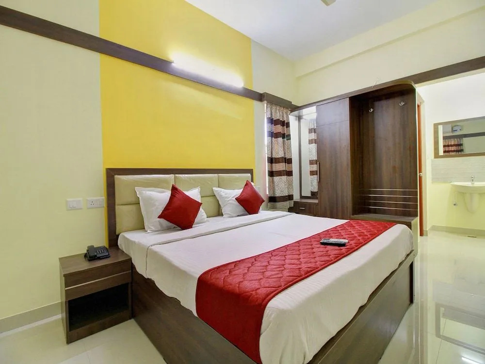 OYO 14815 Anu Residency