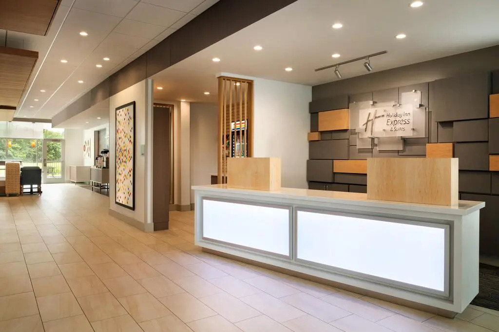 Holiday Inn Express - Jamaica - JFK AirTrain - NYC by IHG