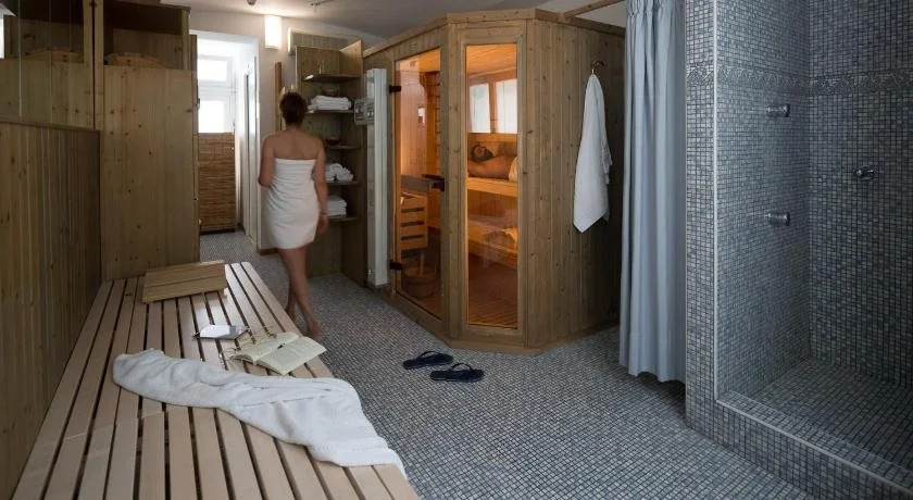 Hotel Astro