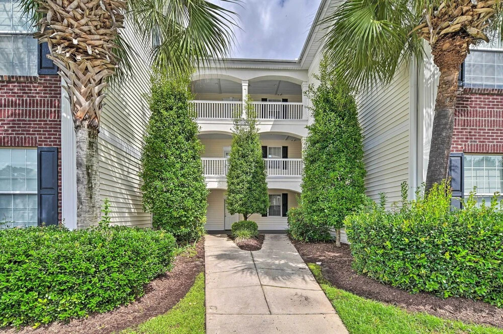 Ground-floor Myrtle Beach Condo w/ Community Perks
