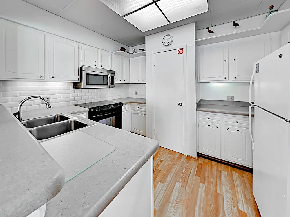 West Red Snapper #114 - 3 Br Condo