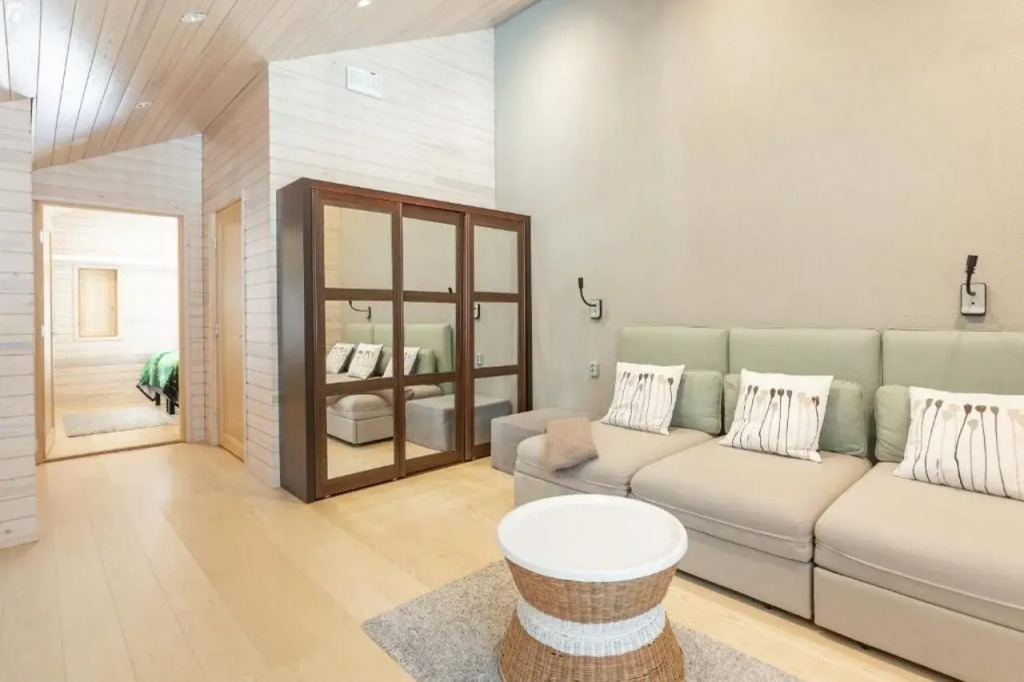 Nova Skyland Hotel