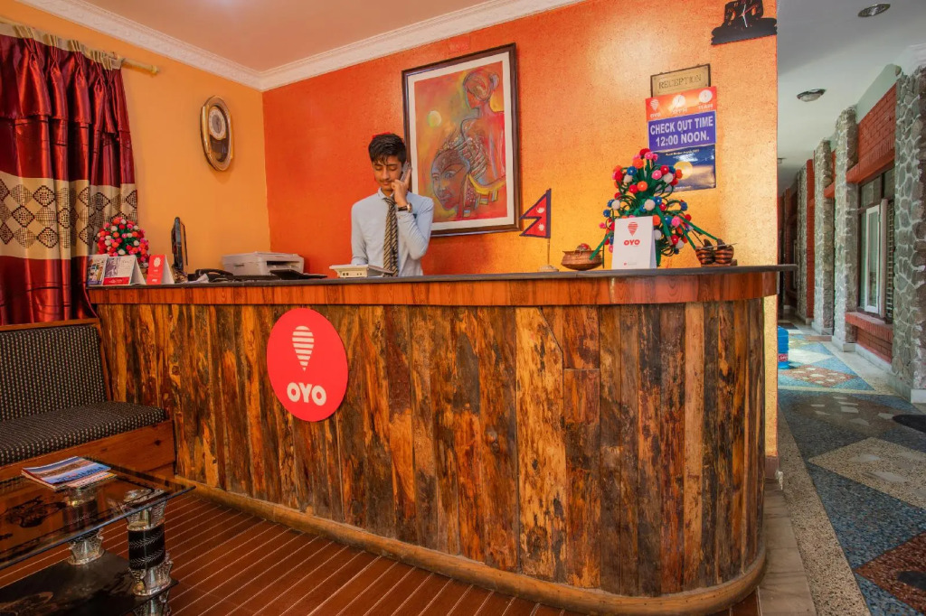 OYO 143 Hotel Stay Well