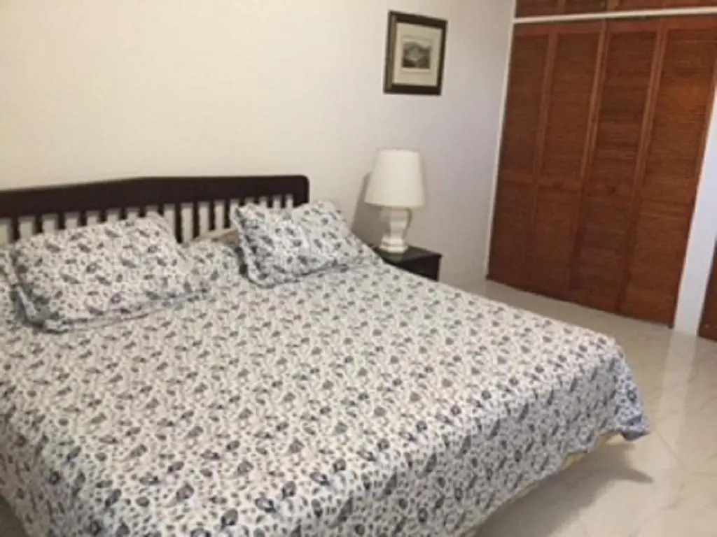 Hastings Towers 3B Opp Sea 2 Bed 2 Bath