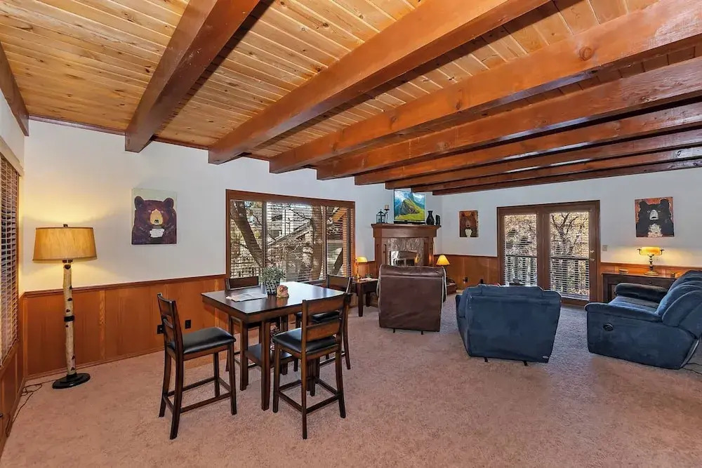 Canyon Castle Mtn Retreat w Hot Tub