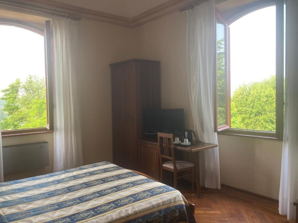 Hotel Villa Conte Riccardi
