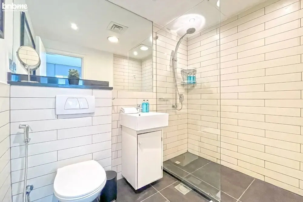 Swanky 1 BR Apt Marina Pinnacle