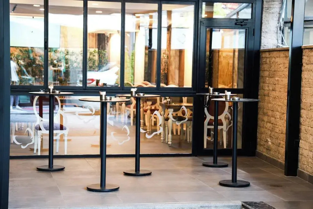 Mia Berre Hotels
