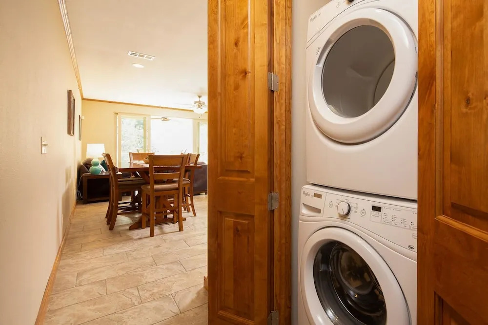 Living the Dream RG209 - 3 Br Condo
