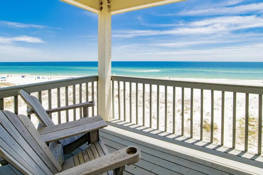 Romar House At Beachside