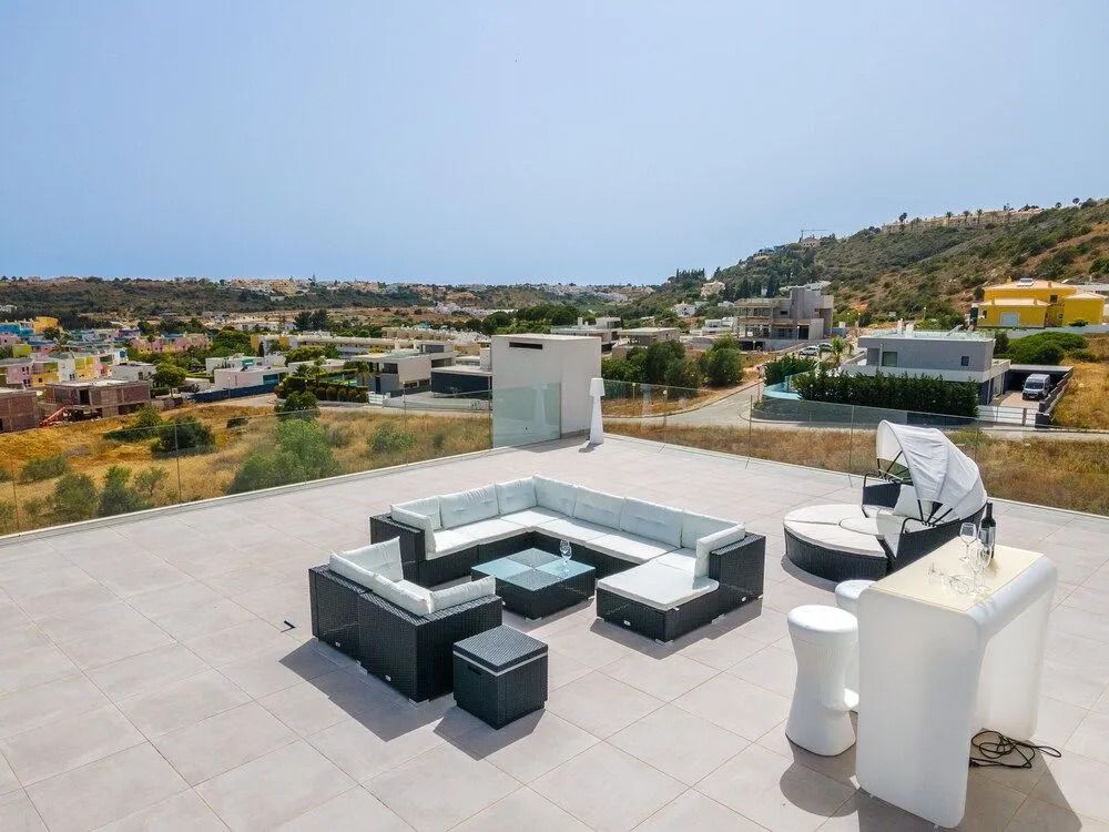 Villa das Amendoeiras by HelloVacations