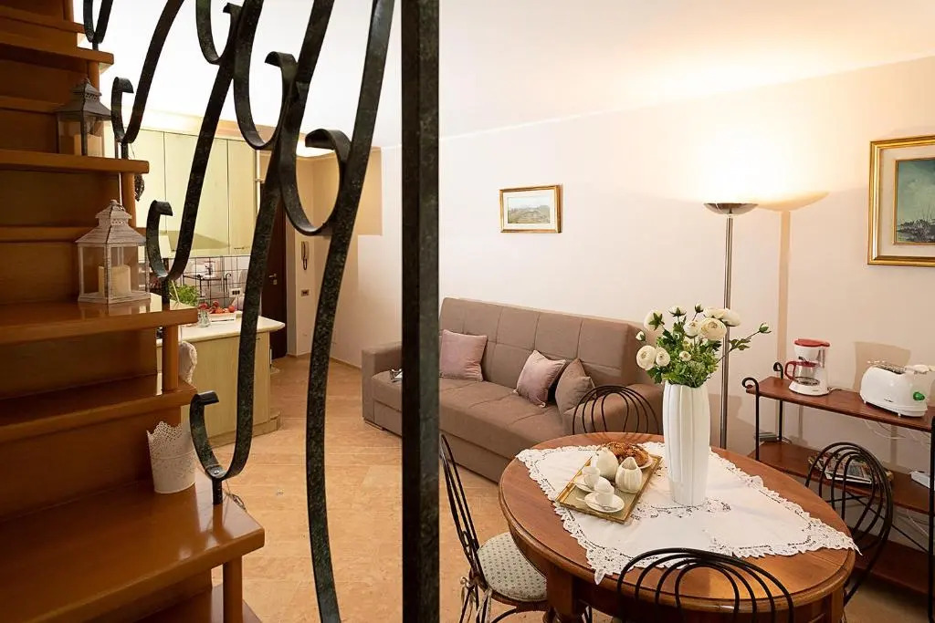 APARTMENT PERGOLANA 11 - Regarda Travel